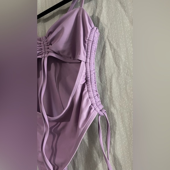 Purple Bikini Swimwear with Clean Design - Picture 3 of 6